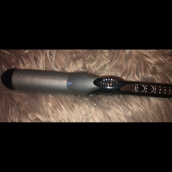 COPY - Conair Infiniti Pro 1-1/2” - Picture 2 of 4
